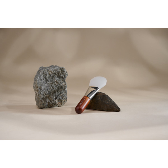 Kvitok Solution silicone brush for applying mask and peeling 1 pc