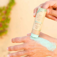 Suntribe Sunscreen stick with zinc SPF 50 mint green 30 g