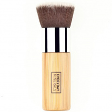 EVERYDAY MINERALS Extraordinary Flat Top Flat Brush